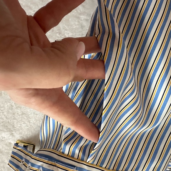 Juicy Couture High Waisted silk trousers. Size 4. - Picture 4 of 16